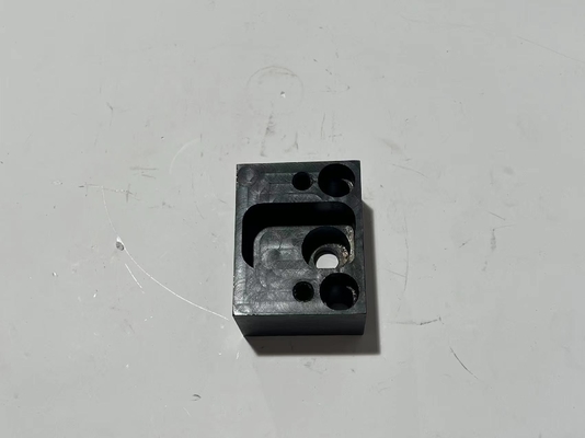 758132 Konektor Elm Spreader suku cadang